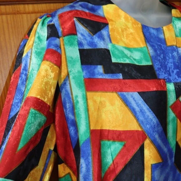 Neiman Marcus Bright Loud Bold Colorful Geometric 80s Shoulder Pads Top 8 - Picture 4 of 11
